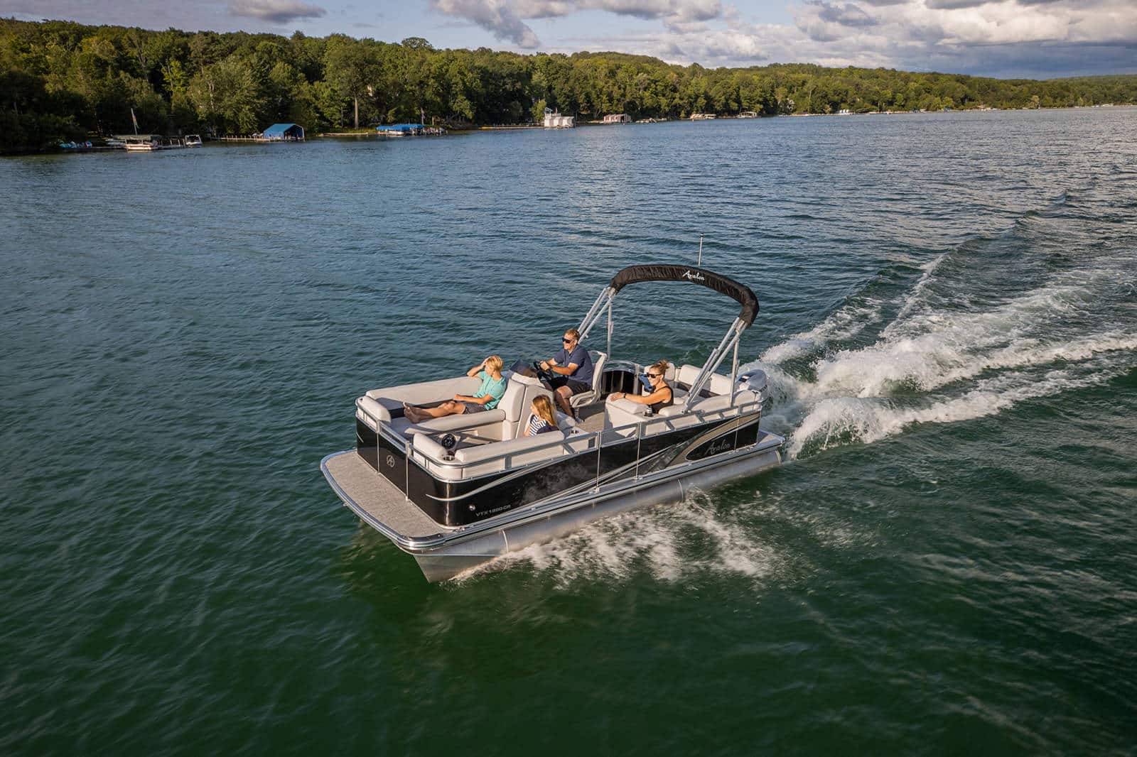 VTX - Avalon Pontoon Boats