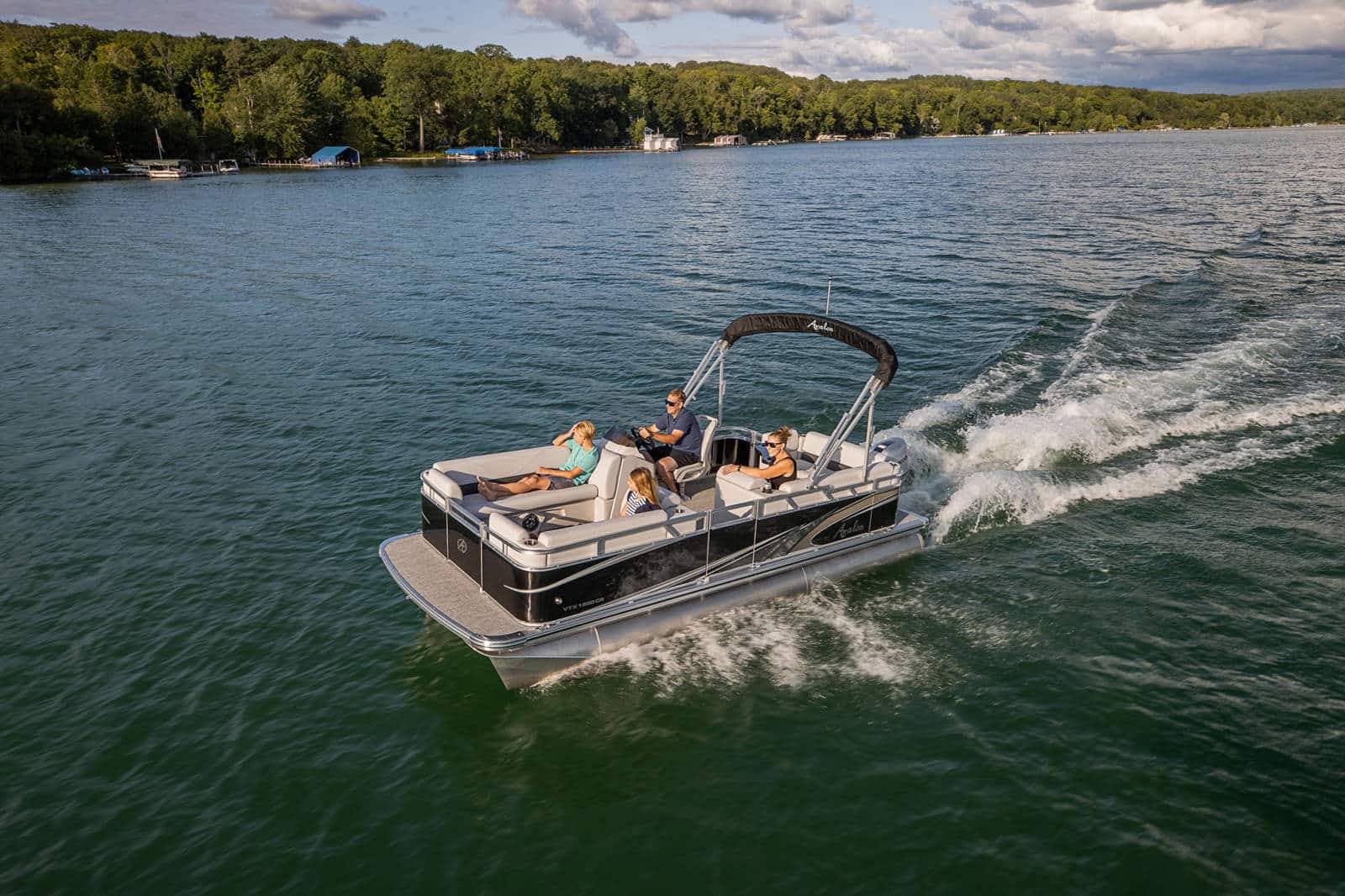How to Choose the Right Pontoon Boat Size - Avalon Pontoon Boats