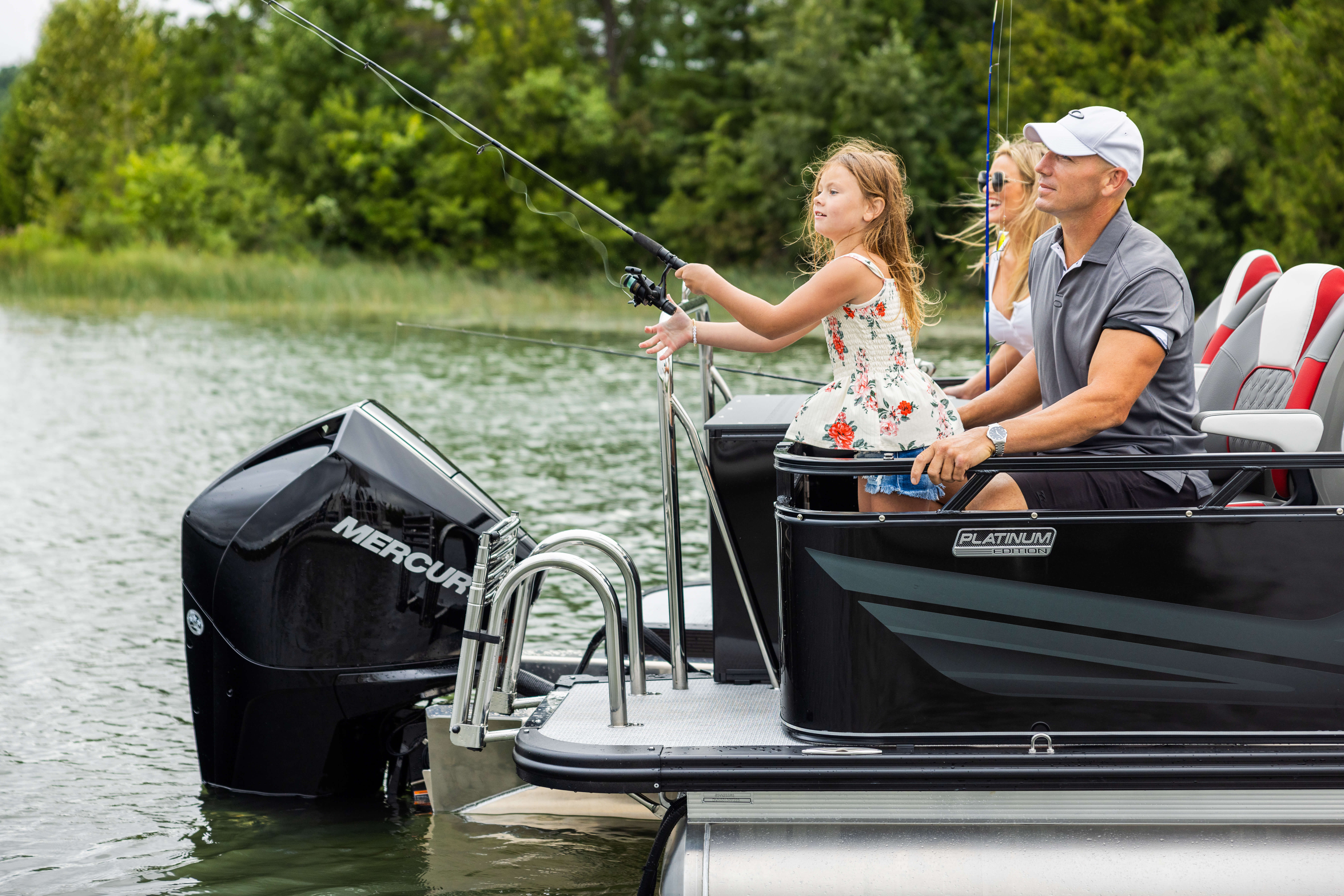 Venture 85 Pontoon Boats: Clean and Traditional Design - Avalon Pontoon  Boats