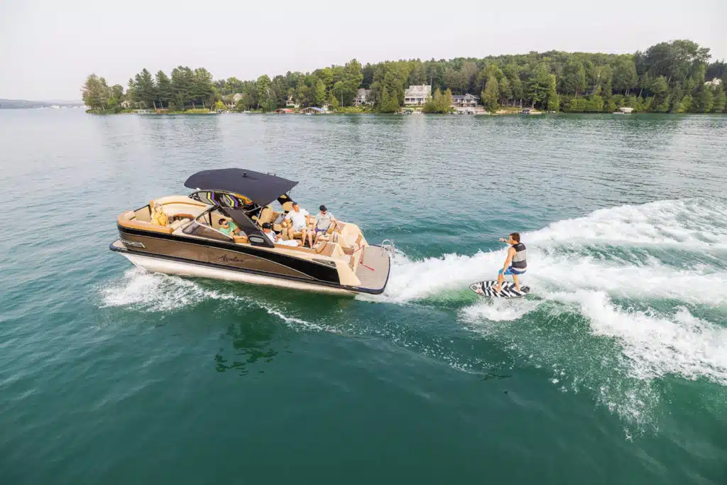 2022_Avalon_WT_Lifestyle-1024x683
