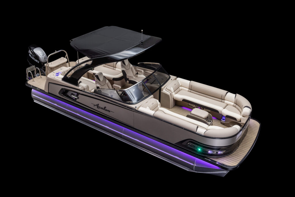 2023_Avalon_Excalibur_LTD_QLW_Studio_01