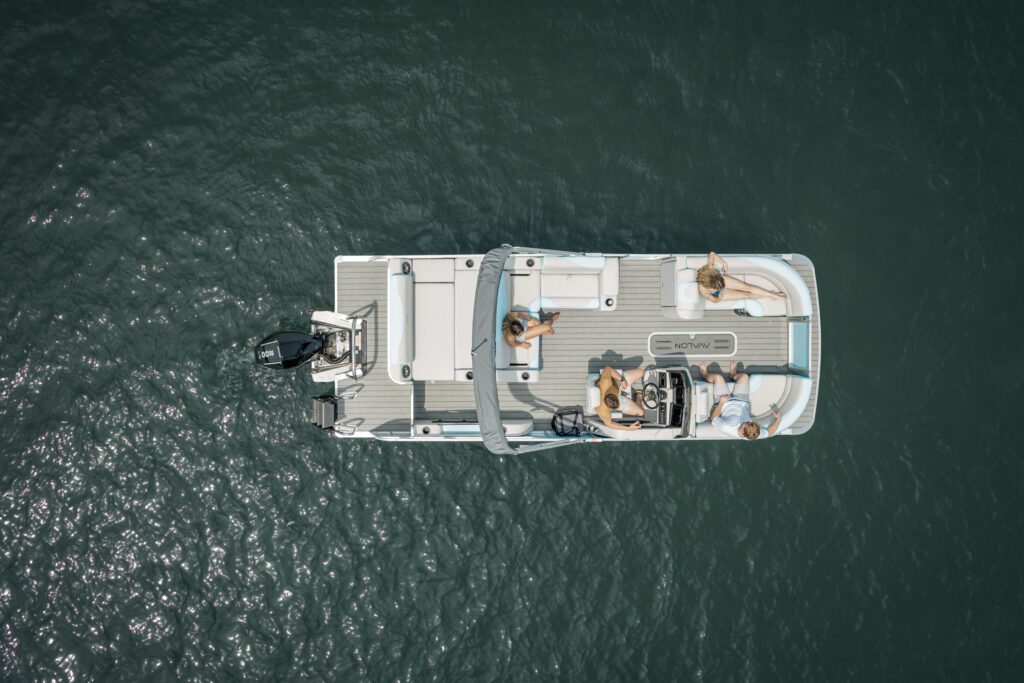 Overhead view of the Avalon LSZ Versatile Rear Lounge in Coastal Blue.